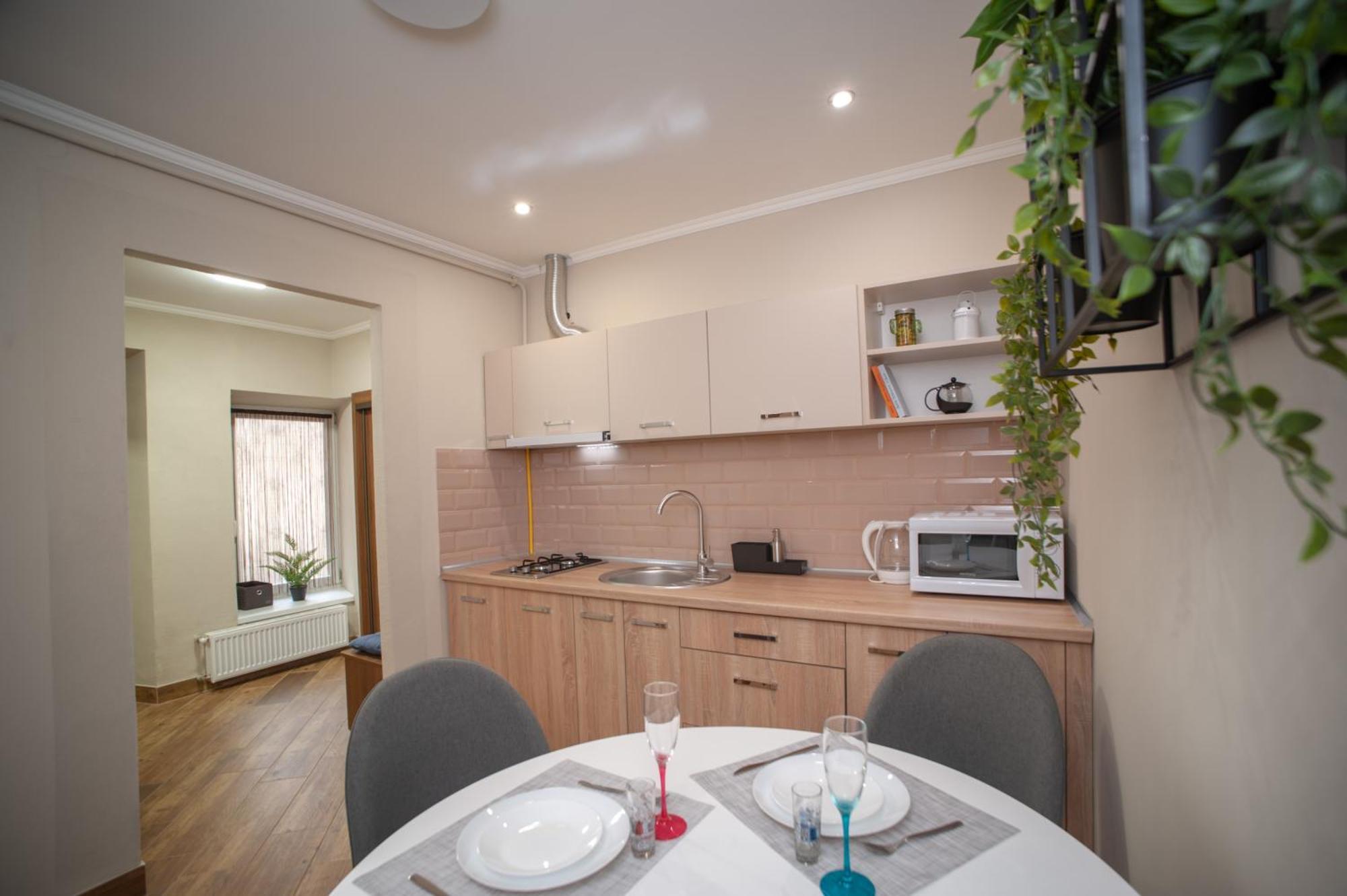 Romantic Suite, 3Mins To Rynok Square Lviv Bagian luar foto