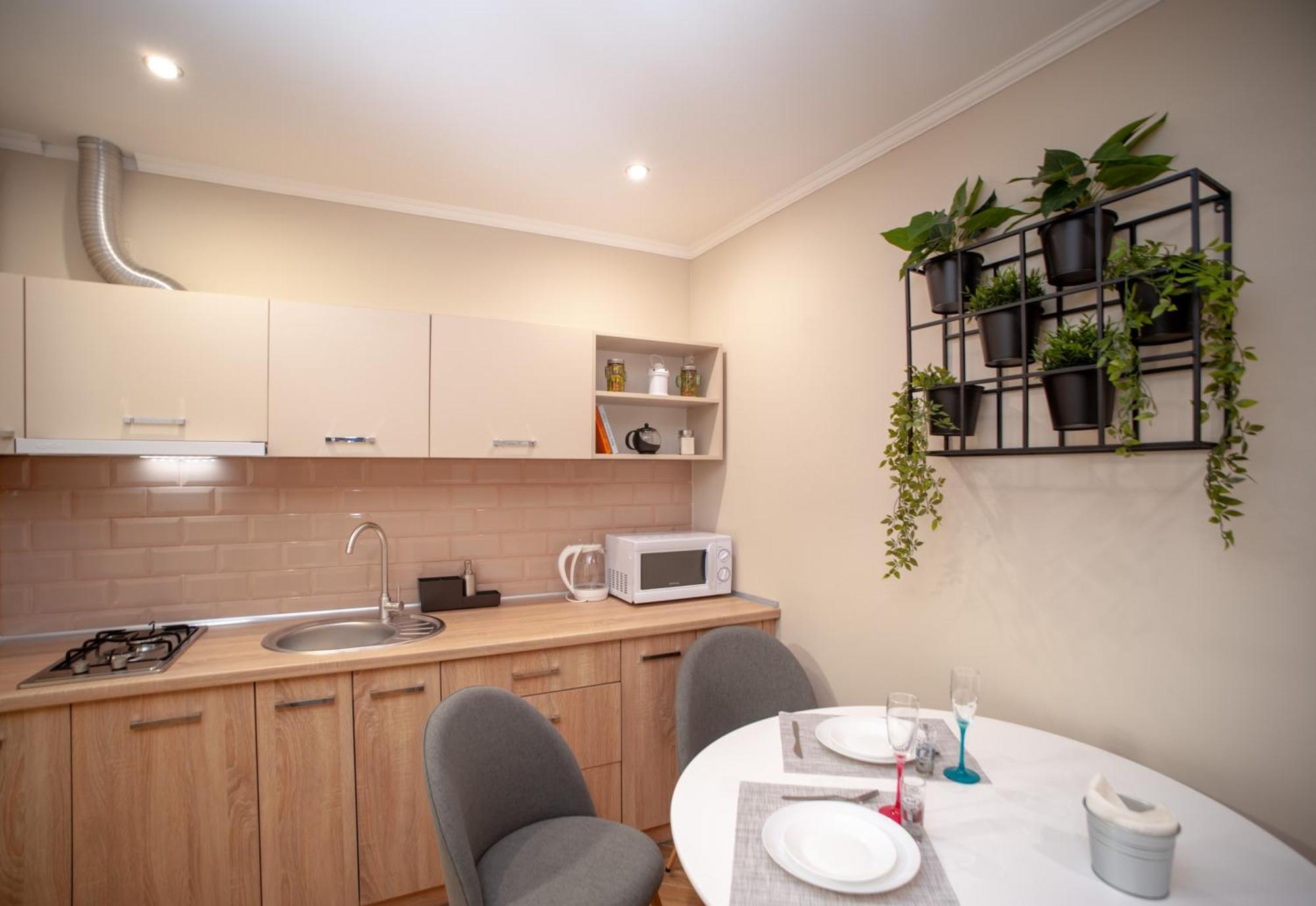 Romantic Suite, 3Mins To Rynok Square Lviv Bagian luar foto